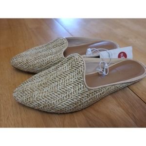 Womens Universal Thread Slip On Shoe Flats Tan Chic Size 6.5 New